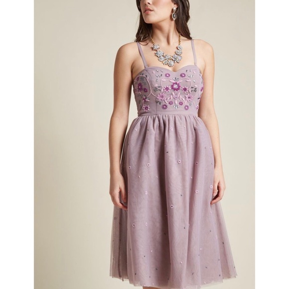 Modcloth Dresses & Skirts - ModCloth midi floral dress in lilac